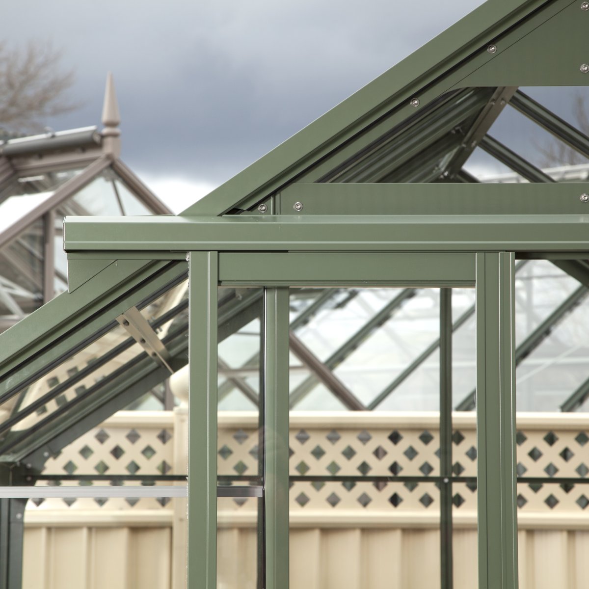 Rhino ultimate cantilever door design